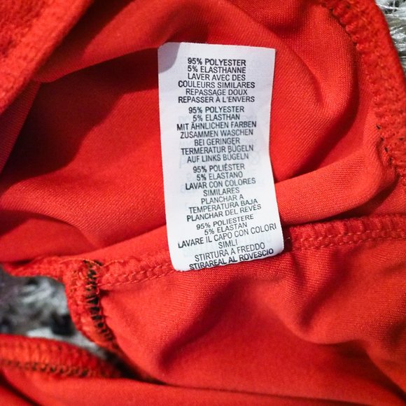 Basic Red Crew Neck Long Sleeve Bodysuit with Criss Cross Back Detail - Picture 5 of 5